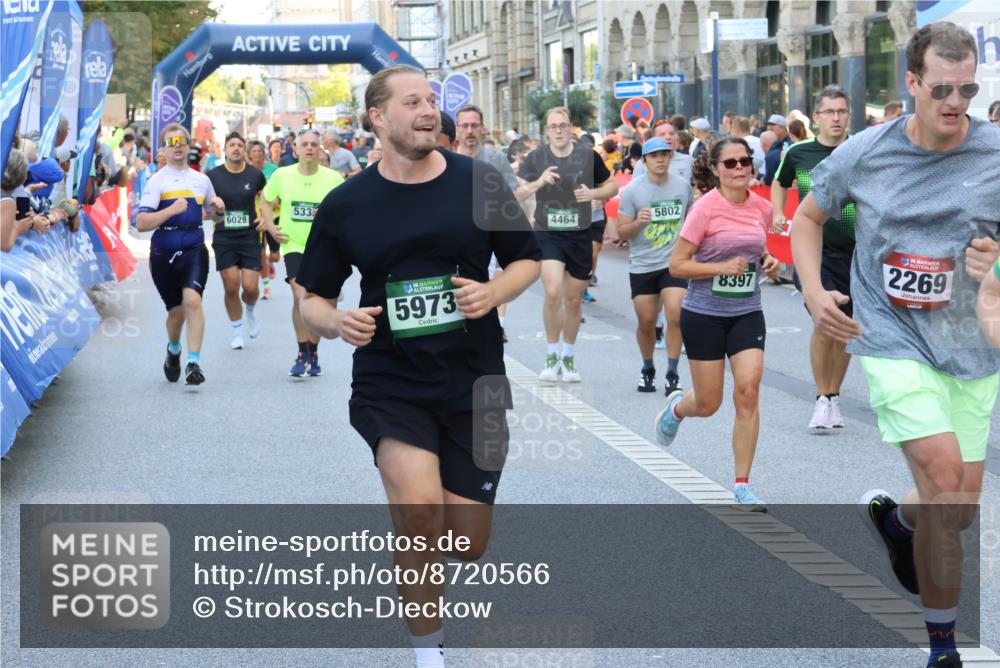 07.09.2025 - BARMER Alsterlauf Strokosch-Dieckow http://msf.ph/oto/8720566 07.09.2025 09:59:58 Ziel 1201, 2350, 2434, 2513, 2864, 3039, 3260, 3698, 3768, 3857, 3859, 3860, 4265, 4351, 4424, 4425, 4500, 4709, 4751, 4781, 4856, 4917, 4993, 5108, 5314, 5359, 5471, 5726, 5744, 5767, 5851, 5957, 6084, 6098 meine-sportfotos.de