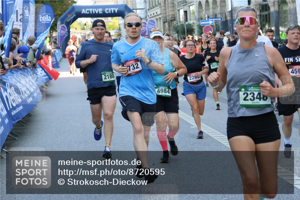 07.09.2025 - BARMER Alsterlauf Strokosch-Dieckow http://msf.ph/oto/8720595 07.09.2025 09:59:51 Ziel 1201, 2434, 2495, 2864, 2909, 2911, 3039, 3232, 3768, 3857, 3859, 3860, 4265, 4351, 4424, 4425, 4500, 4620, 4917, 4998, 5108, 5726, 5744, 5770, 5851, 6098, 6338, 8032 meine-sportfotos.de