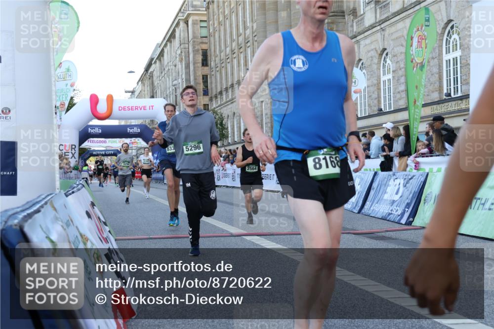 07.09.2025 - BARMER Alsterlauf Strokosch-Dieckow http://msf.ph/oto/8720622 07.09.2025 09:47:36 Ziel 2564, 2748, 3555, 4010, 4196, 4427, 4679, 5296, 5538, 5775, 5941, 6043, 6294, 6321, 8168, 8248, 8339, 8368 meine-sportfotos.de