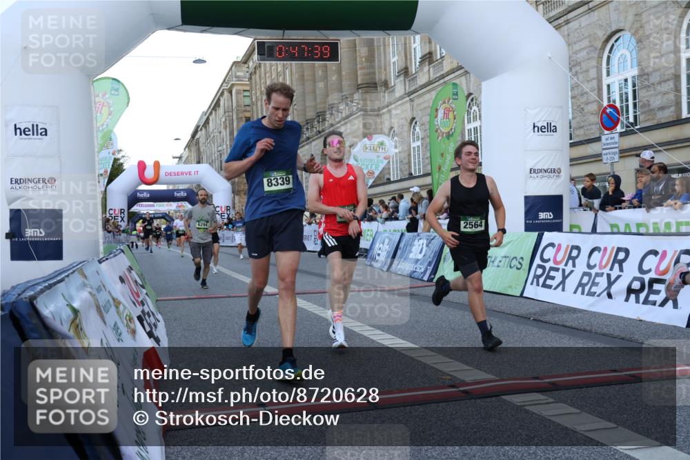 07.09.2025 - BARMER Alsterlauf Strokosch-Dieckow http://msf.ph/oto/8720628 07.09.2025 09:47:38 Ziel 2564, 3555, 4196, 4427, 4524, 5296, 5538, 5775, 5941, 6043, 6294, 6321, 8168, 8339, 8368 meine-sportfotos.de