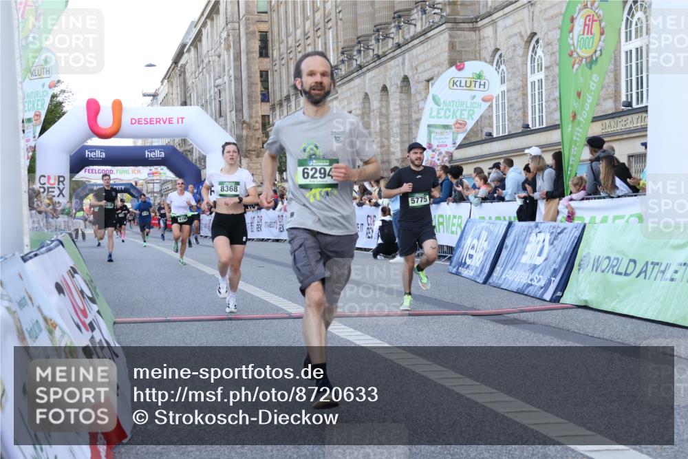 07.09.2025 - BARMER Alsterlauf Strokosch-Dieckow http://msf.ph/oto/8720633 07.09.2025 09:47:39 Ziel 2564, 3555, 4196, 4408, 4427, 4524, 5296, 5538, 5775, 5941, 6294, 6321, 8168, 8339, 8368 meine-sportfotos.de
