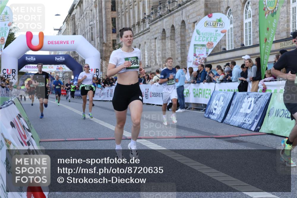 07.09.2025 - BARMER Alsterlauf Strokosch-Dieckow http://msf.ph/oto/8720635 07.09.2025 09:47:40 Ziel 2564, 3555, 4196, 4408, 4427, 4524, 5296, 5538, 5775, 5941, 6294, 6321, 8161, 8339, 8368 meine-sportfotos.de