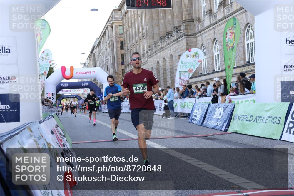 07.09.2025 - BARMER Alsterlauf Strokosch-Dieckow http://msf.ph/oto/8720648 07.09.2025 09:47:46 Ziel 3484, 4068, 4196, 4408, 4524, 4978, 5538, 6298, 6321, 8161 meine-sportfotos.de