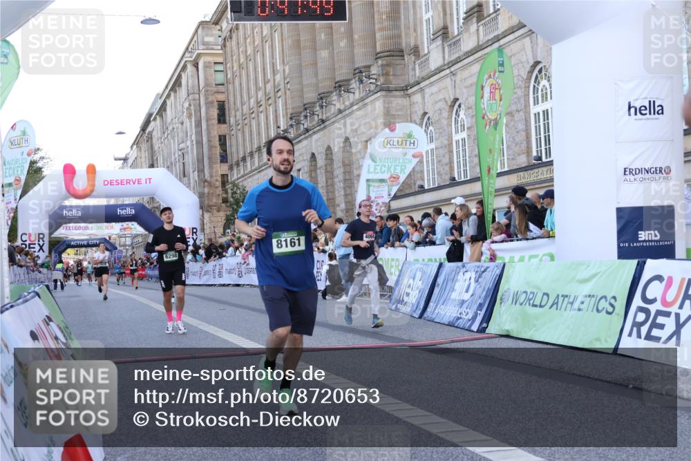 07.09.2025 - BARMER Alsterlauf Strokosch-Dieckow http://msf.ph/oto/8720653 07.09.2025 09:47:47 Ziel 3484, 4068, 4196, 4408, 4524, 4978, 5538, 6298, 6321, 8161 meine-sportfotos.de