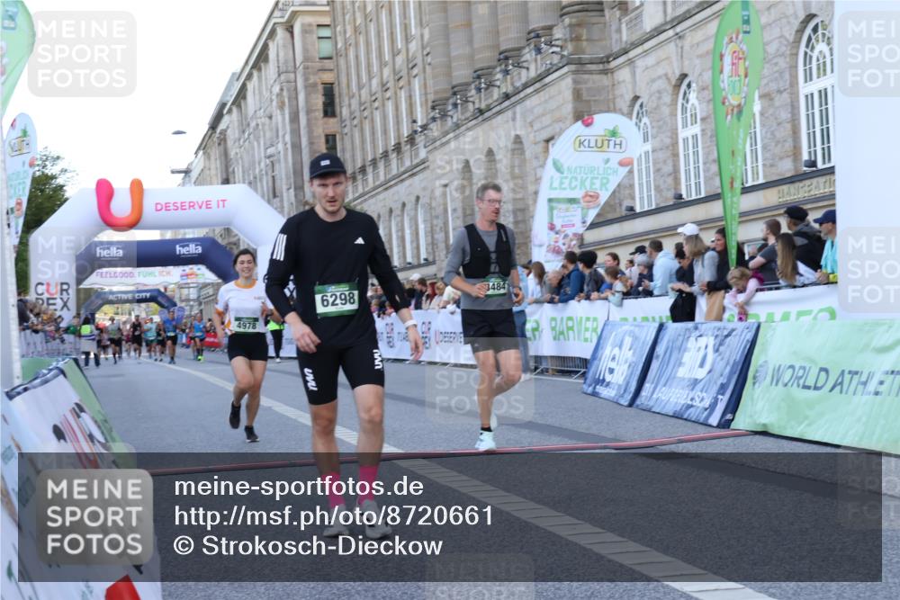 07.09.2025 - BARMER Alsterlauf Strokosch-Dieckow http://msf.ph/oto/8720661 07.09.2025 09:47:51 Ziel 3484, 4068, 4212, 4408, 4978, 6298, 8161, 8454 meine-sportfotos.de