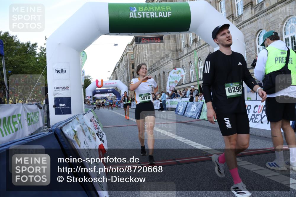 07.09.2025 - BARMER Alsterlauf Strokosch-Dieckow http://msf.ph/oto/8720668 07.09.2025 09:47:54 Ziel 3484, 3974, 4068, 4212, 4978, 6298, 8454 meine-sportfotos.de