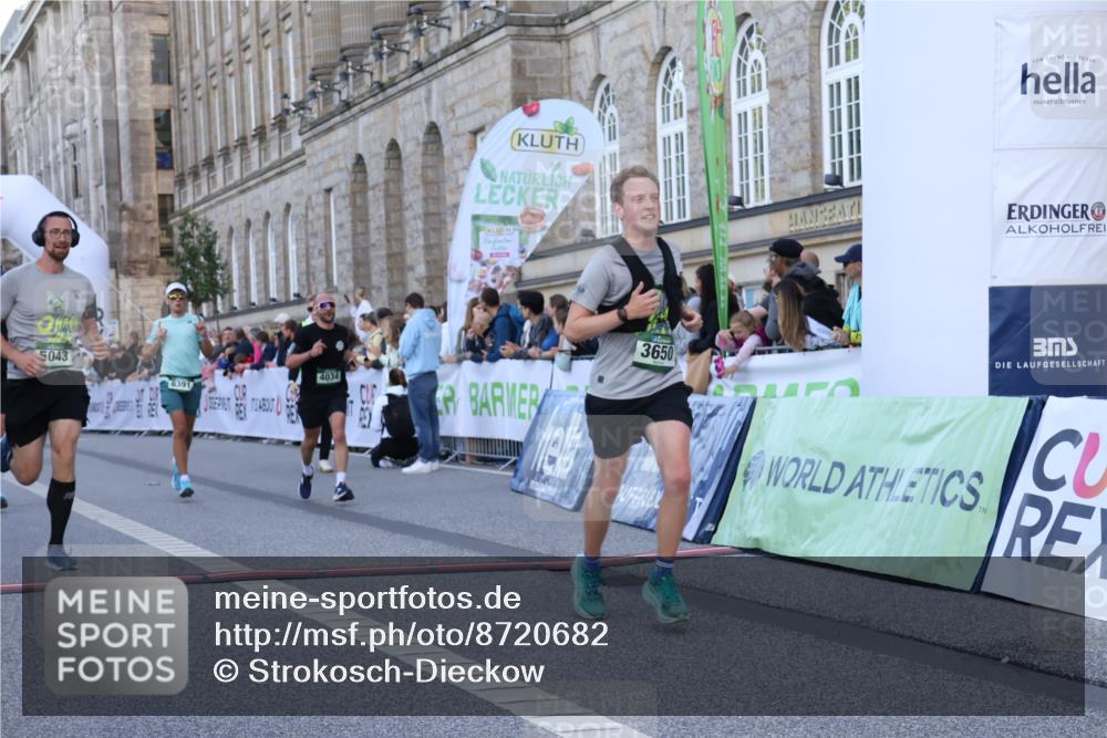 07.09.2025 - BARMER Alsterlauf Strokosch-Dieckow http://msf.ph/oto/8720682 07.09.2025 09:48:03 Ziel 2121, 2278, 2584, 2656, 3650, 3974, 4034, 4182, 4731, 4884, 5043, 5966, 6131, 8391 meine-sportfotos.de