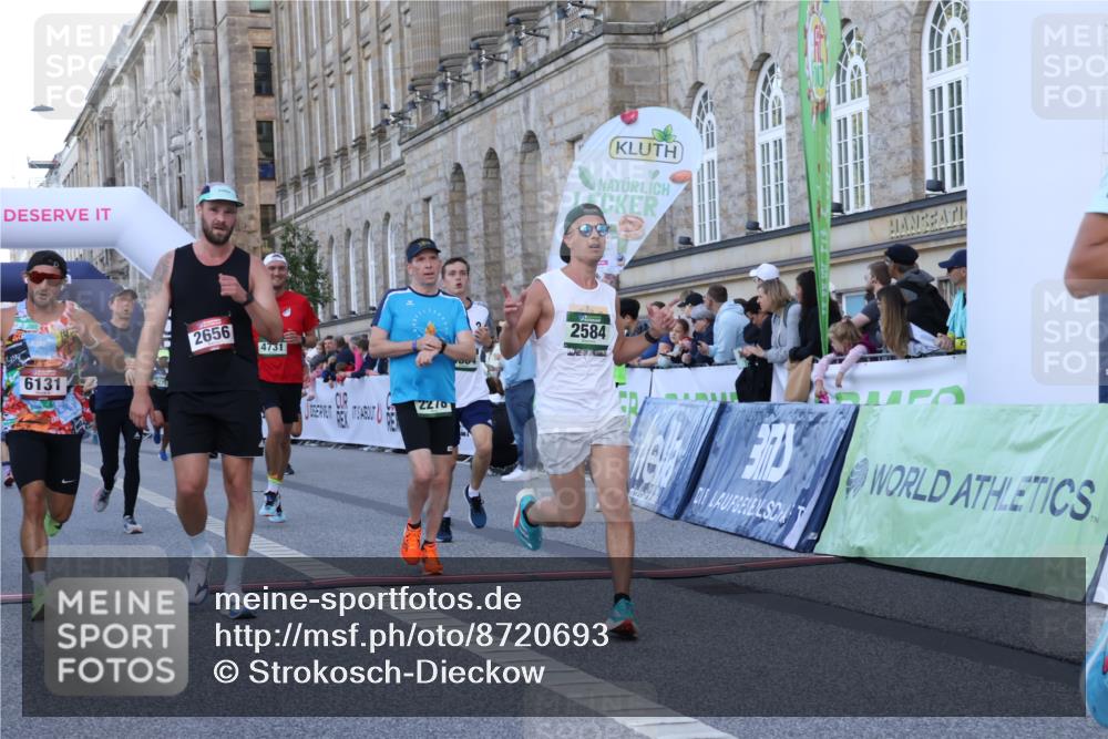 07.09.2025 - BARMER Alsterlauf Strokosch-Dieckow http://msf.ph/oto/8720693 07.09.2025 09:48:08 Ziel 2278, 2584, 2656, 3650, 4034, 4182, 4731, 4884, 4977, 5043, 5423, 5745, 5757, 5966, 6131, 8009, 8275, 8391 meine-sportfotos.de