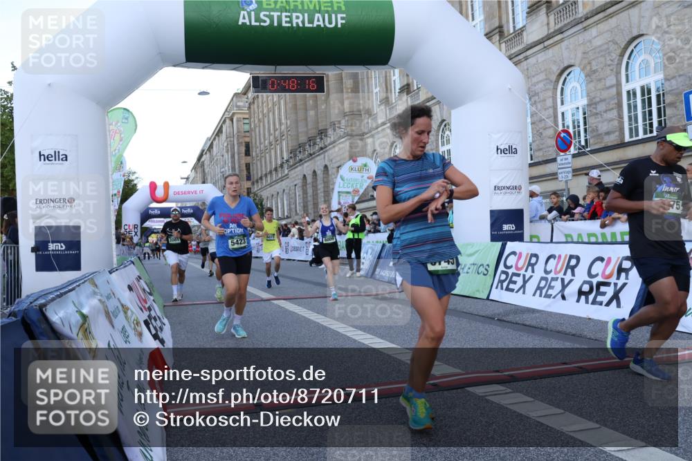 07.09.2025 - BARMER Alsterlauf Strokosch-Dieckow http://msf.ph/oto/8720711 07.09.2025 09:48:15 Ziel 2081, 3465, 4602, 4731, 4946, 4977, 5423, 5745, 5757, 5917, 5966, 6015, 6016, 8009, 8275, 8293 meine-sportfotos.de