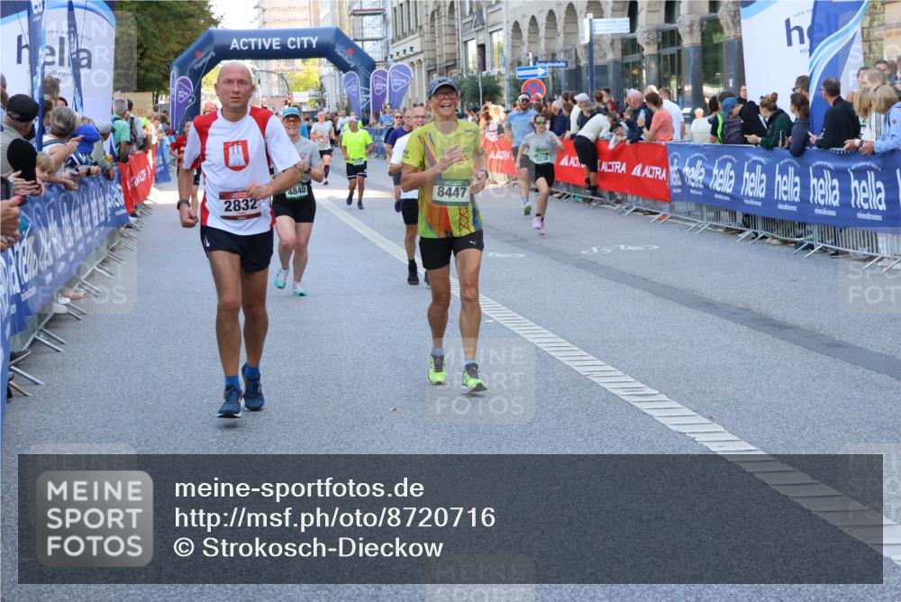 07.09.2025 - BARMER Alsterlauf Strokosch-Dieckow http://msf.ph/oto/8720716 07.09.2025 09:59:32 Ziel 2180, 2265, 2269, 2305, 2313, 2424, 2588, 2757, 3065, 3066, 3675, 3743, 4036, 4044, 4334, 4464, 4626, 4629, 4635, 4638, 4681, 4682, 4741, 4815, 4964, 4998, 5003, 5027, 5223, 5238, 5339, 5452, 5557, 5576, 5802, 5973, 5990, 5991, 6018, 6029, 6168, 6181, 6230, 6291, 8051, 8059, 8098, 8104, 8111, 8353, 8369, 8397 meine-sportfotos.de