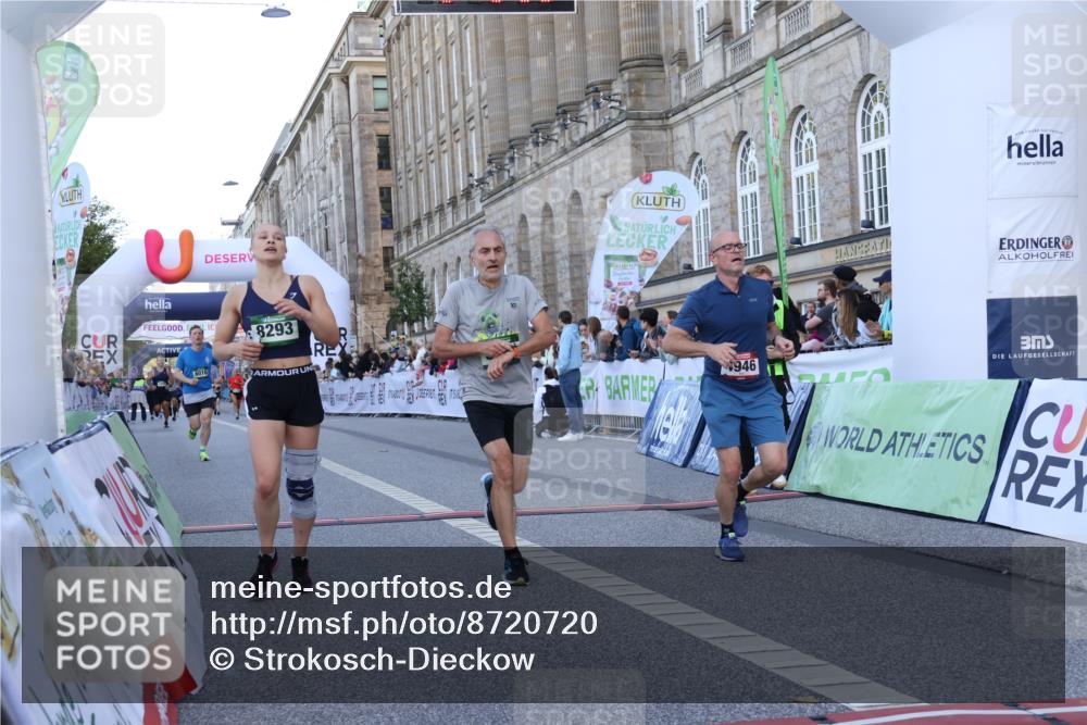 07.09.2025 - BARMER Alsterlauf Strokosch-Dieckow http://msf.ph/oto/8720720 07.09.2025 09:48:18 Ziel 2081, 3465, 4602, 4946, 5423, 5745, 5917, 6015, 6016, 8009, 8275, 8293, 8469 meine-sportfotos.de