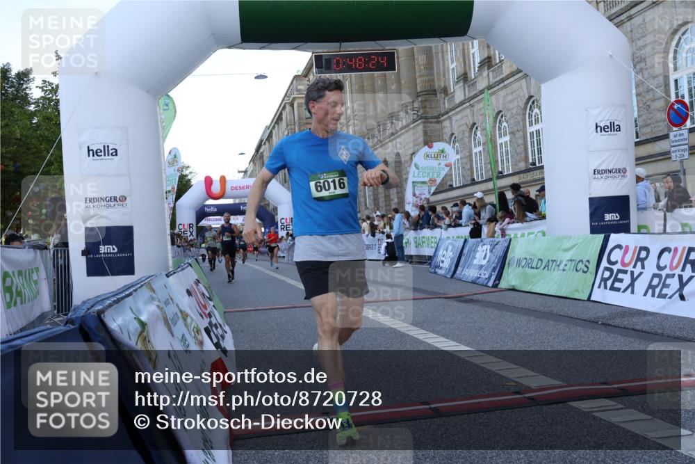07.09.2025 - BARMER Alsterlauf Strokosch-Dieckow http://msf.ph/oto/8720728 07.09.2025 09:48:23 Ziel 2240, 2626, 3465, 4602, 4785, 4946, 5110, 5341, 6016, 6249, 8293, 8469 meine-sportfotos.de