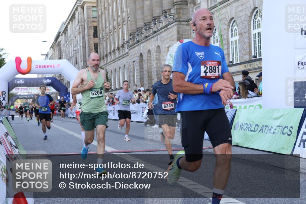 07.09.2025 - BARMER Alsterlauf Strokosch-Dieckow http://msf.ph/oto/8720752 07.09.2025 09:48:33 Ziel 2626, 2891, 3563, 3767, 3901, 4304, 4551, 4785, 5208, 5487, 5592, 5606, 5696, 5777, 6244, 6249 meine-sportfotos.de