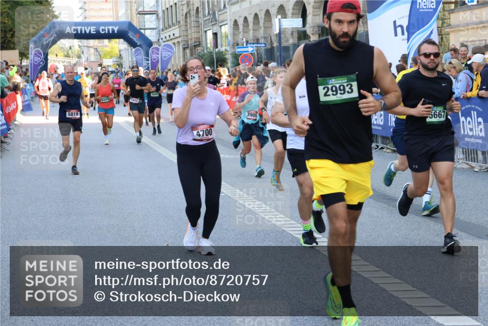 07.09.2025 - BARMER Alsterlauf Strokosch-Dieckow http://msf.ph/oto/8720757 07.09.2025 09:59:21 Ziel 2180, 2265, 2269, 2313, 2348, 2731, 2732, 2757, 2842, 3116, 3155, 3283, 3309, 3369, 3743, 4036, 4176, 4197, 4334, 4464, 4590, 4629, 4635, 4681, 4682, 4726, 4741, 4871, 4984, 5048, 5238, 5339, 5452, 5515, 5576, 5705, 5802, 5973, 5990, 5991, 6018, 6118, 6226, 6227, 6236, 6291, 8104, 8111, 8353, 8369, 8397, 8398 meine-sportfotos.de