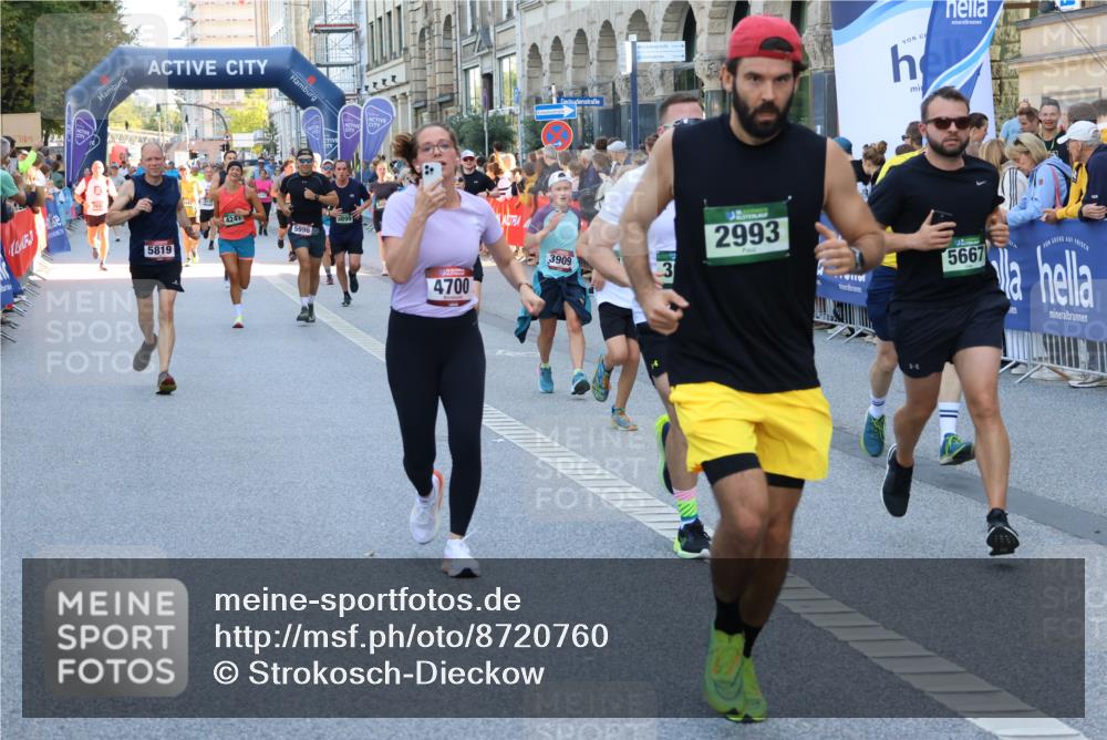 07.09.2025 - BARMER Alsterlauf Strokosch-Dieckow http://msf.ph/oto/8720760 07.09.2025 09:59:21 Ziel 2180, 2265, 2269, 2313, 2348, 2731, 2732, 2757, 2842, 3116, 3155, 3283, 3309, 3369, 3743, 4036, 4176, 4197, 4334, 4464, 4590, 4629, 4635, 4681, 4682, 4726, 4741, 4871, 4984, 5048, 5238, 5339, 5452, 5515, 5576, 5705, 5802, 5973, 5990, 5991, 6018, 6118, 6226, 6227, 6236, 6291, 8104, 8111, 8353, 8369, 8397, 8398 meine-sportfotos.de