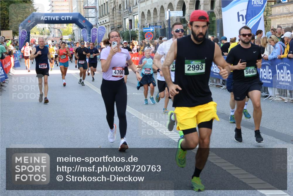 07.09.2025 - BARMER Alsterlauf Strokosch-Dieckow http://msf.ph/oto/8720763 07.09.2025 09:59:21 Ziel 2180, 2265, 2269, 2313, 2348, 2731, 2732, 2757, 2842, 3116, 3155, 3283, 3309, 3369, 3743, 4036, 4176, 4197, 4334, 4464, 4590, 4629, 4635, 4681, 4682, 4726, 4741, 4871, 4984, 5048, 5238, 5339, 5452, 5515, 5576, 5705, 5802, 5973, 5990, 5991, 6018, 6118, 6226, 6227, 6236, 6291, 8104, 8111, 8353, 8369, 8397, 8398 meine-sportfotos.de