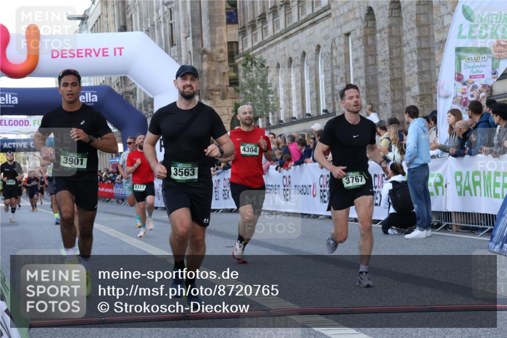 07.09.2025 - BARMER Alsterlauf Strokosch-Dieckow http://msf.ph/oto/8720765 07.09.2025 09:48:37 Ziel 2891, 3206, 3290, 3563, 3711, 3767, 3901, 4304, 4551, 5208, 5487, 5592, 5606, 5696, 5777, 6244, 8317 meine-sportfotos.de