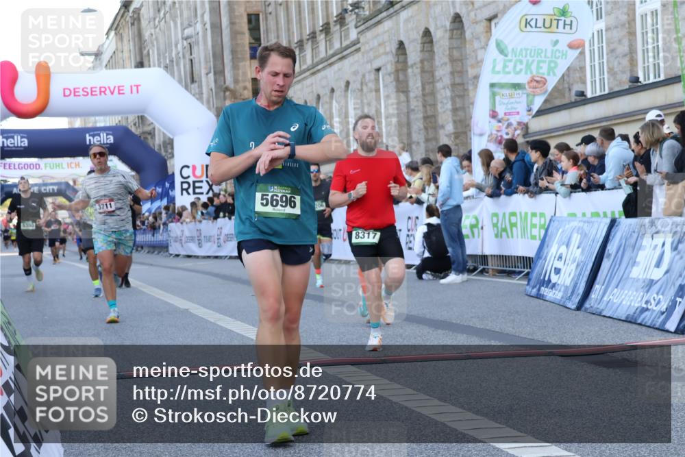 07.09.2025 - BARMER Alsterlauf Strokosch-Dieckow http://msf.ph/oto/8720774 07.09.2025 09:48:41 Ziel 2954, 3206, 3290, 3563, 3711, 3767, 3901, 4304, 5380, 5606, 5628, 5696, 8276, 8317 meine-sportfotos.de
