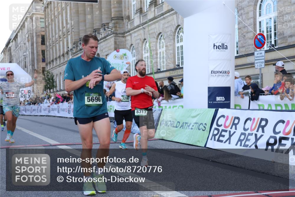 07.09.2025 - BARMER Alsterlauf Strokosch-Dieckow http://msf.ph/oto/8720776 07.09.2025 09:48:42 Ziel 2954, 3206, 3290, 3563, 3711, 3767, 3901, 4304, 5380, 5628, 5696, 8276, 8317 meine-sportfotos.de