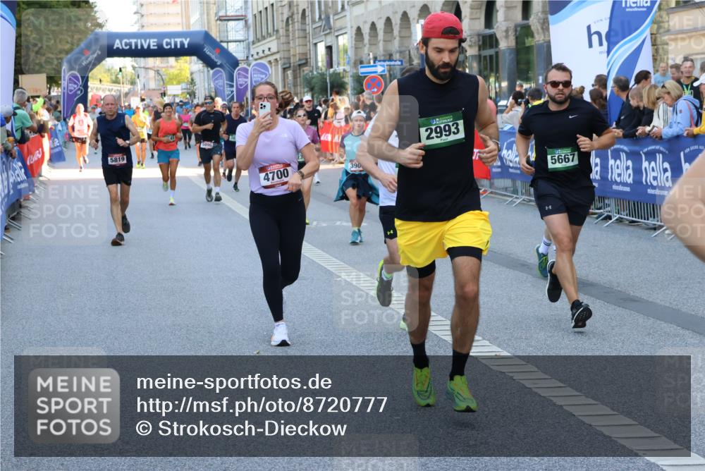 07.09.2025 - BARMER Alsterlauf Strokosch-Dieckow http://msf.ph/oto/8720777 07.09.2025 09:59:21 Ziel 2180, 2265, 2269, 2313, 2348, 2731, 2732, 2757, 2842, 3116, 3155, 3283, 3309, 3369, 3743, 4036, 4176, 4197, 4334, 4464, 4590, 4629, 4635, 4681, 4682, 4726, 4741, 4871, 4984, 5048, 5238, 5339, 5452, 5515, 5576, 5705, 5802, 5973, 5990, 5991, 6018, 6118, 6226, 6227, 6236, 6291, 8104, 8111, 8353, 8369, 8397, 8398 meine-sportfotos.de