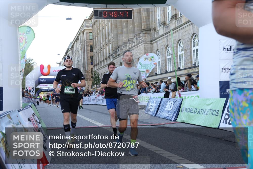 07.09.2025 - BARMER Alsterlauf Strokosch-Dieckow http://msf.ph/oto/8720787 07.09.2025 09:48:45 Ziel 2954, 3206, 3290, 3544, 3711, 4098, 4304, 5380, 5628, 5696, 8276, 8317 meine-sportfotos.de