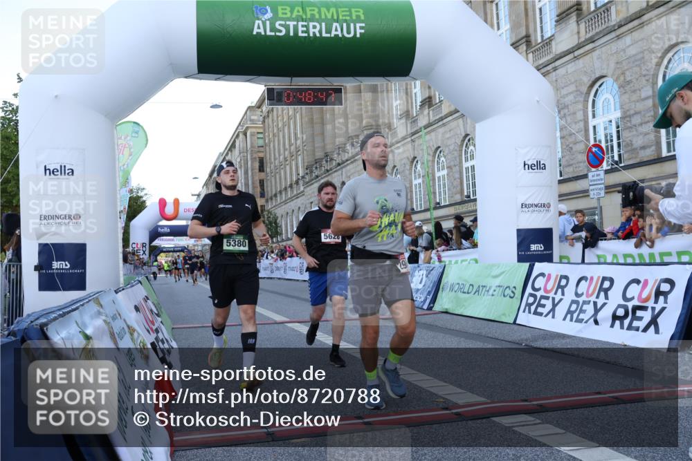 07.09.2025 - BARMER Alsterlauf Strokosch-Dieckow http://msf.ph/oto/8720788 07.09.2025 09:48:46 Ziel 2954, 3206, 3290, 3459, 3544, 3711, 4098, 4530, 5380, 5628, 8276, 8317 meine-sportfotos.de