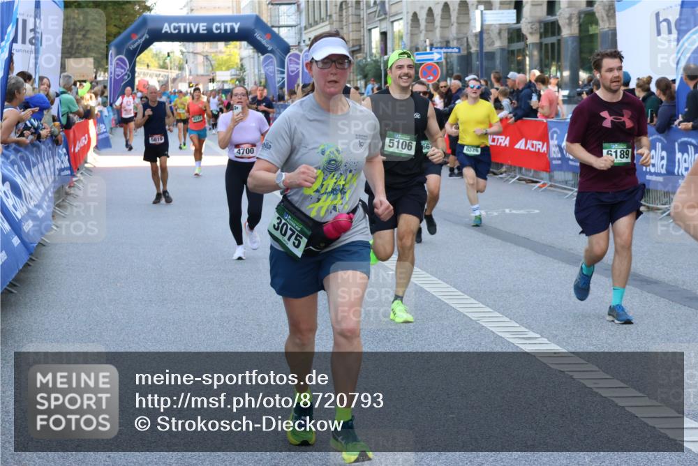 07.09.2025 - BARMER Alsterlauf Strokosch-Dieckow http://msf.ph/oto/8720793 07.09.2025 09:59:19 Ziel 2180, 2265, 2269, 2313, 2348, 2731, 2732, 2757, 2842, 3116, 3155, 3283, 3309, 3369, 3743, 4036, 4176, 4197, 4334, 4463, 4464, 4590, 4629, 4635, 4681, 4682, 4726, 4741, 4871, 4984, 5038, 5048, 5238, 5339, 5437, 5452, 5515, 5705, 5707, 5802, 5973, 6018, 6118, 6226, 6227, 6236, 6291, 8104, 8111, 8353, 8369, 8397, 8398 meine-sportfotos.de