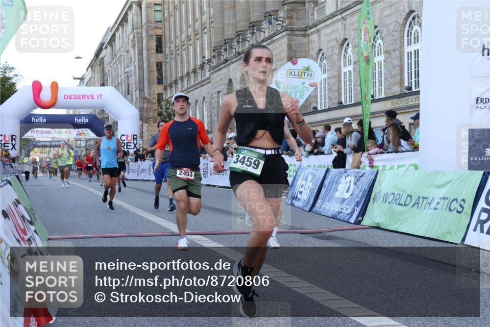 07.09.2025 - BARMER Alsterlauf Strokosch-Dieckow http://msf.ph/oto/8720806 07.09.2025 09:48:53 Ziel 2383, 2453, 3459, 3501, 3544, 3575, 4098, 4349, 4530, 4870, 4931, 8276 meine-sportfotos.de