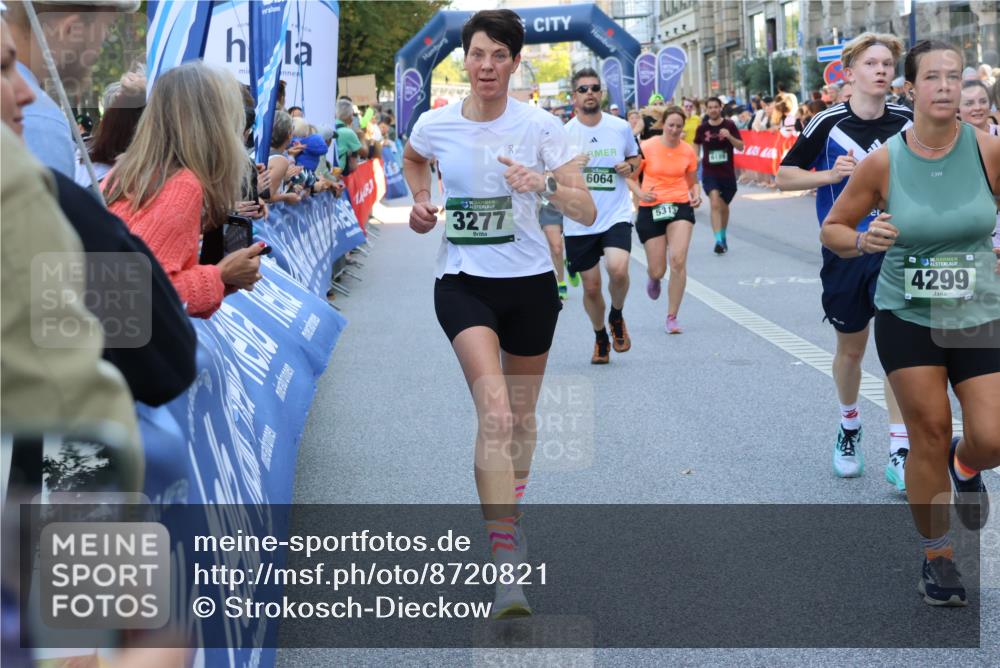 07.09.2025 - BARMER Alsterlauf Strokosch-Dieckow http://msf.ph/oto/8720821 07.09.2025 09:59:14 Ziel 2180, 2265, 2348, 2731, 2732, 2842, 3116, 3155, 3264, 3283, 3309, 3369, 3437, 3438, 3569, 3570, 3763, 4104, 4176, 4197, 4334, 4463, 4590, 4726, 4840, 4871, 4984, 5038, 5048, 5238, 5437, 5452, 5515, 5705, 5707, 6118, 6226, 6227, 6236, 6291, 8379, 8398 meine-sportfotos.de