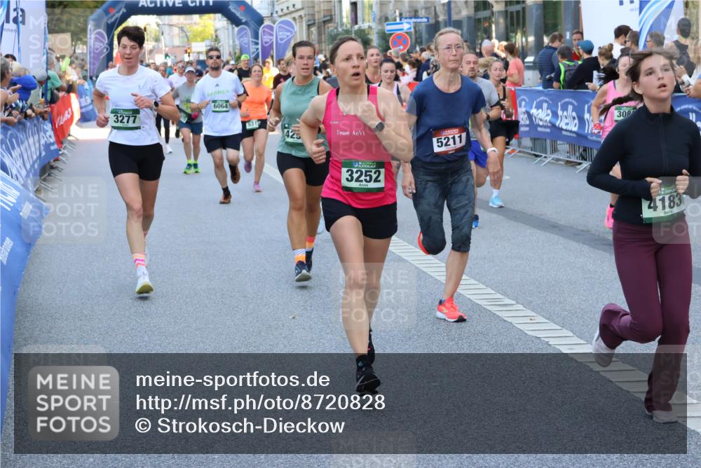 07.09.2025 - BARMER Alsterlauf Strokosch-Dieckow http://msf.ph/oto/8720828 07.09.2025 09:59:13 Ziel 2180, 2265, 2348, 2731, 2732, 2842, 3116, 3155, 3264, 3283, 3309, 3369, 3437, 3438, 3569, 3570, 3763, 4104, 4176, 4197, 4463, 4590, 4726, 4840, 4871, 4984, 5038, 5048, 5437, 5452, 5515, 5705, 5707, 6118, 6226, 6227, 6236, 8379, 8398 meine-sportfotos.de
