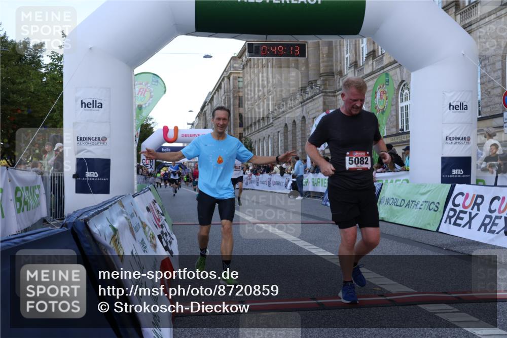07.09.2025 - BARMER Alsterlauf Strokosch-Dieckow http://msf.ph/oto/8720859 07.09.2025 09:49:11 Ziel 2324, 2941, 2960, 3587, 4471, 4511, 5082, 5284, 5900, 8102, 8422 meine-sportfotos.de
