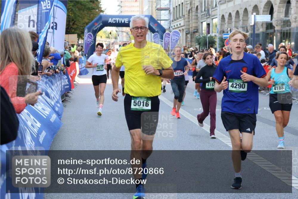 07.09.2025 - BARMER Alsterlauf Strokosch-Dieckow http://msf.ph/oto/8720866 07.09.2025 09:59:10 Ziel 2348, 2731, 2739, 2842, 3116, 3155, 3264, 3283, 3309, 3369, 3415, 3437, 3438, 3569, 3570, 3763, 4104, 4176, 4197, 4463, 4590, 4760, 4840, 4871, 4984, 5038, 5048, 5437, 5707, 6118, 6226, 6227, 8379, 8398, 8447 meine-sportfotos.de