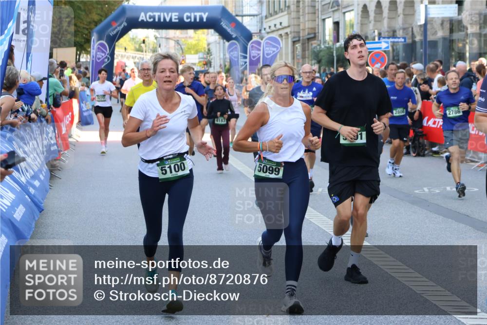 07.09.2025 - BARMER Alsterlauf Strokosch-Dieckow http://msf.ph/oto/8720876 07.09.2025 09:59:06 Ziel 2193, 2423, 2612, 2731, 2739, 2832, 2842, 3155, 3264, 3415, 3437, 3438, 3569, 3570, 3763, 3899, 4104, 4463, 4760, 4840, 5038, 5048, 5437, 5707, 6118, 6226, 6227, 8379, 8398, 8447 meine-sportfotos.de