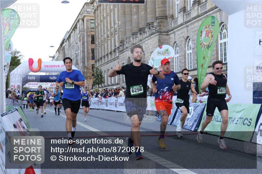 07.09.2025 - BARMER Alsterlauf Strokosch-Dieckow http://msf.ph/oto/8720878 07.09.2025 09:49:20 Ziel 2769, 2790, 3505, 3530, 4684, 5095, 5219, 5273, 5284, 5617, 5725, 5740, 6256, 8291 meine-sportfotos.de