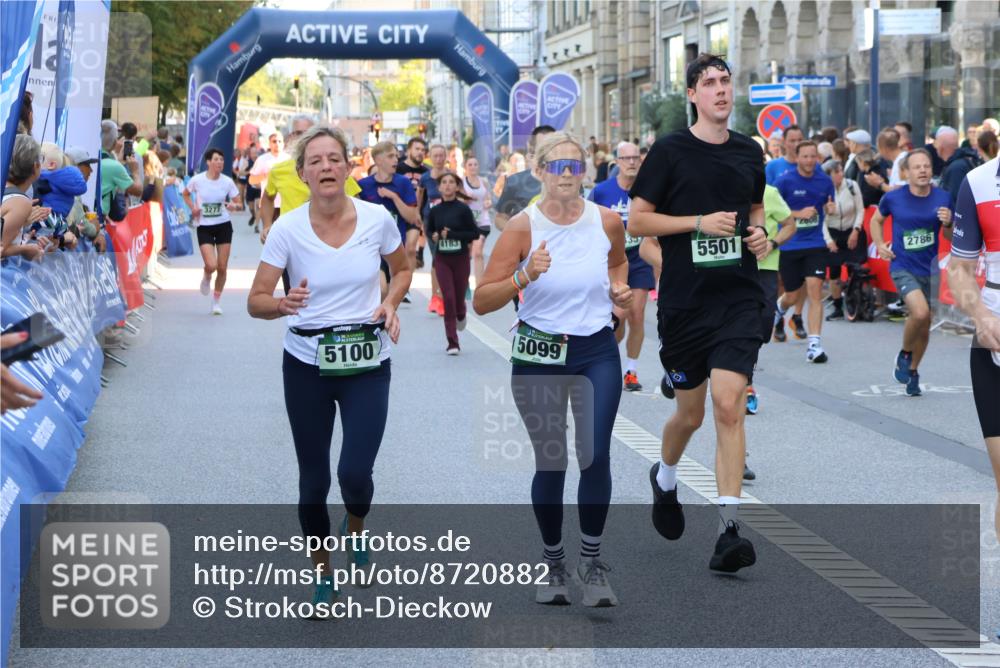 07.09.2025 - BARMER Alsterlauf Strokosch-Dieckow http://msf.ph/oto/8720882 07.09.2025 09:59:06 Ziel 2193, 2423, 2612, 2731, 2739, 2832, 2842, 3155, 3264, 3415, 3437, 3438, 3569, 3570, 3763, 3899, 4104, 4463, 4760, 4840, 5038, 5048, 5437, 5707, 6118, 6226, 6227, 8379, 8398, 8447 meine-sportfotos.de