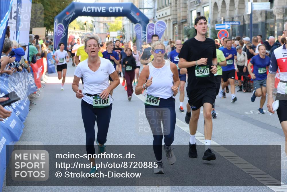 07.09.2025 - BARMER Alsterlauf Strokosch-Dieckow http://msf.ph/oto/8720885 07.09.2025 09:59:06 Ziel 2193, 2423, 2612, 2731, 2739, 2832, 2842, 3155, 3264, 3415, 3437, 3438, 3569, 3570, 3763, 3899, 4104, 4463, 4760, 4840, 5038, 5048, 5437, 5707, 6118, 6226, 6227, 8379, 8398, 8447 meine-sportfotos.de
