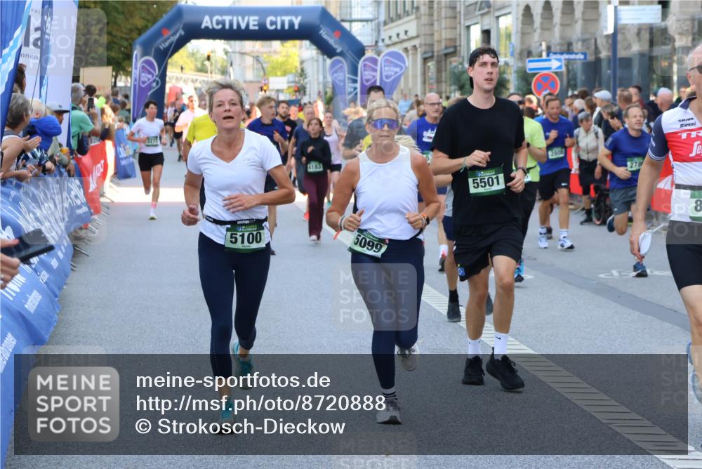 07.09.2025 - BARMER Alsterlauf Strokosch-Dieckow http://msf.ph/oto/8720888 07.09.2025 09:59:05 Ziel 2193, 2423, 2612, 2731, 2739, 2832, 2842, 3155, 3264, 3415, 3437, 3438, 3569, 3570, 3763, 3899, 3909, 4104, 4463, 4760, 4840, 5038, 5048, 5437, 5707, 5996, 6118, 6326, 8379, 8398, 8447 meine-sportfotos.de