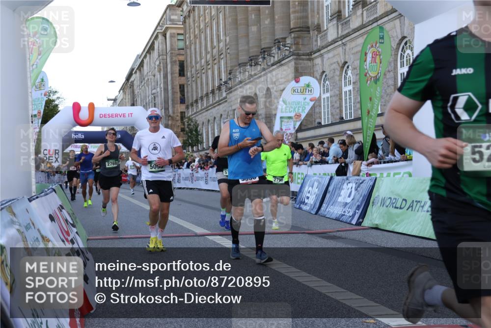 07.09.2025 - BARMER Alsterlauf Strokosch-Dieckow http://msf.ph/oto/8720895 07.09.2025 09:49:25 Ziel 2769, 2790, 2921, 3450, 3505, 3530, 3588, 4171, 4684, 5095, 5219, 5273, 5617, 5725, 5740, 6203, 6256, 8291, 8414 meine-sportfotos.de