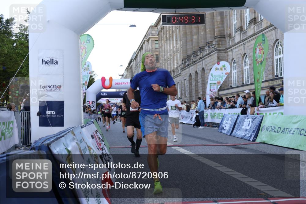 07.09.2025 - BARMER Alsterlauf Strokosch-Dieckow http://msf.ph/oto/8720906 07.09.2025 09:49:29 Ziel 2027, 2769, 2790, 2899, 2921, 3450, 3530, 3588, 4171, 4611, 4612, 5095, 5219, 5725, 5740, 6203, 8414 meine-sportfotos.de