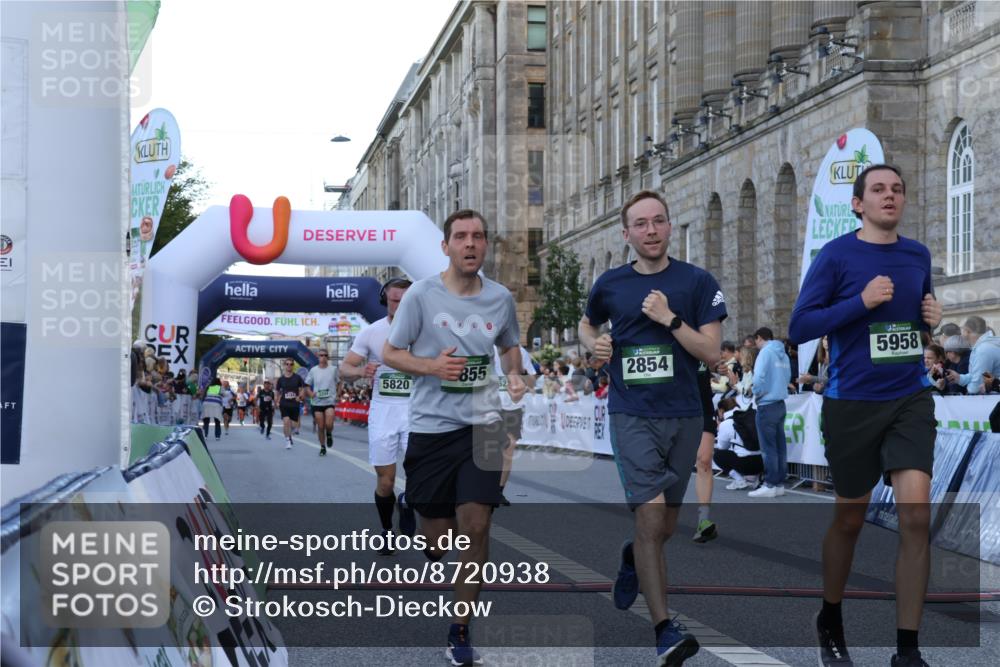 07.09.2025 - BARMER Alsterlauf Strokosch-Dieckow http://msf.ph/oto/8720938 07.09.2025 09:49:44 Ziel 2854, 2855, 3167, 3204, 3449, 3565, 3694, 4204, 5338, 5474, 5820, 5881, 5958, 6233, 8281, 8421 meine-sportfotos.de