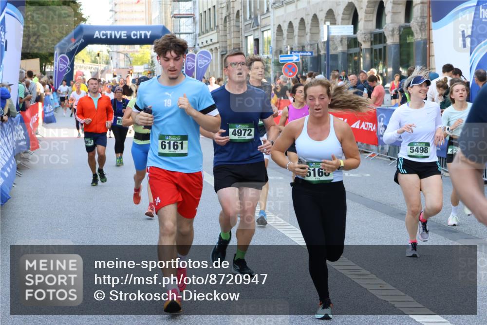 07.09.2025 - BARMER Alsterlauf Strokosch-Dieckow http://msf.ph/oto/8720947 07.09.2025 09:58:56 Ziel 2193, 2270, 2303, 2423, 2612, 2739, 2832, 2993, 3075, 3222, 3264, 3414, 3415, 3438, 3492, 3667, 3763, 3899, 3909, 4123, 4241, 4700, 4760, 4840, 5106, 5552, 5667, 5819, 5996, 6189, 6326, 8379, 8447 meine-sportfotos.de