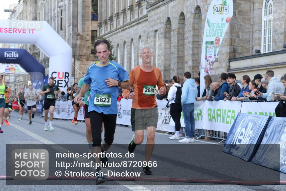 07.09.2025 - BARMER Alsterlauf Strokosch-Dieckow http://msf.ph/oto/8720966 07.09.2025 09:50:09 Ziel 2147, 2164, 2402, 2881, 3567, 3818, 4426, 4637, 4678, 5187, 5230, 5499, 5823, 5870 meine-sportfotos.de