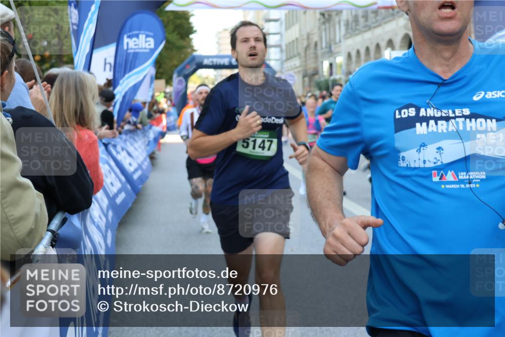 07.09.2025 - BARMER Alsterlauf Strokosch-Dieckow http://msf.ph/oto/8720976 07.09.2025 09:58:47 Ziel 2055, 2270, 2303, 2786, 2808, 2993, 3075, 3081, 3222, 3252, 3277, 3414, 3492, 3667, 3709, 3710, 3909, 4123, 4183, 4188, 4225, 4226, 4241, 4290, 4299, 4700, 4801, 4940, 5106, 5174, 5211, 5313, 5335, 5518, 5552, 5667, 5819, 5834, 5996, 6064, 6157, 6189, 6326 meine-sportfotos.de