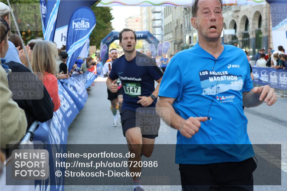 07.09.2025 - BARMER Alsterlauf Strokosch-Dieckow http://msf.ph/oto/8720986 07.09.2025 09:58:47 Ziel 2055, 2270, 2303, 2786, 2808, 2993, 3075, 3081, 3222, 3252, 3277, 3414, 3492, 3667, 3709, 3710, 3909, 4123, 4183, 4188, 4225, 4226, 4241, 4290, 4299, 4700, 4801, 4940, 5106, 5174, 5211, 5313, 5335, 5518, 5552, 5667, 5819, 5834, 5996, 6064, 6157, 6189, 6326 meine-sportfotos.de