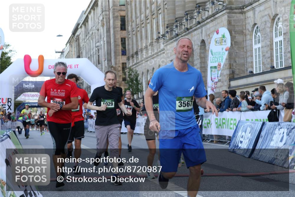 07.09.2025 - BARMER Alsterlauf Strokosch-Dieckow http://msf.ph/oto/8720987 07.09.2025 09:50:17 Ziel 1029, 2147, 2629, 2889, 2918, 3030, 3404, 3567, 3818, 4043, 4426, 4481, 4535, 4678, 4826, 5091, 5230, 5499, 6290, 8207, 8418 meine-sportfotos.de