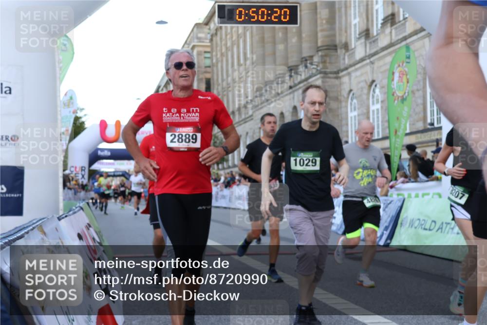 07.09.2025 - BARMER Alsterlauf Strokosch-Dieckow http://msf.ph/oto/8720990 07.09.2025 09:50:18 Ziel 1029, 2147, 2629, 2889, 2918, 3030, 3404, 3567, 3818, 4043, 4426, 4481, 4535, 4678, 4826, 5091, 5230, 5499, 6290, 8207, 8418 meine-sportfotos.de