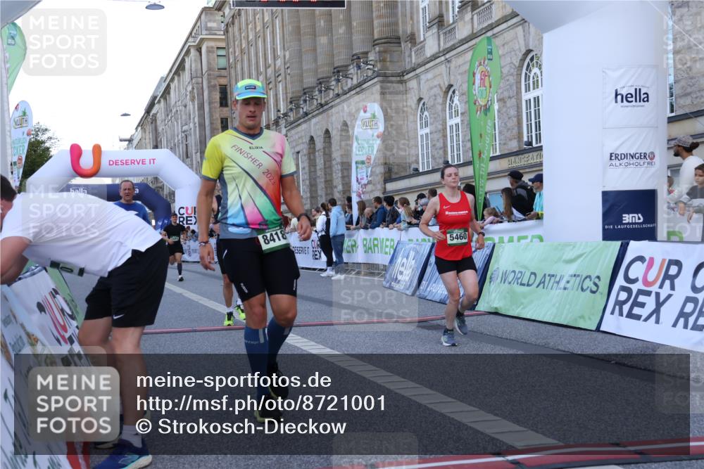07.09.2025 - BARMER Alsterlauf Strokosch-Dieckow http://msf.ph/oto/8721001 07.09.2025 09:50:26 Ziel 2301, 2484, 3030, 3404, 4043, 4308, 4326, 4924, 5460, 8262, 8418 meine-sportfotos.de