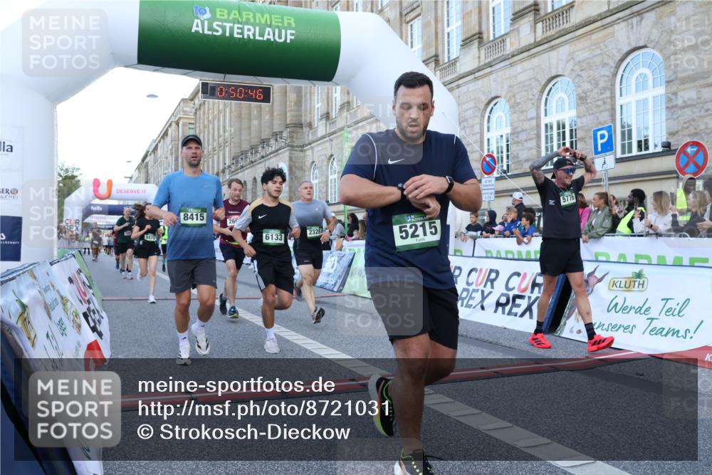 07.09.2025 - BARMER Alsterlauf Strokosch-Dieckow http://msf.ph/oto/8721031 07.09.2025 09:50:44 Ziel 2328, 2697, 2906, 2912, 2985, 3037, 3195, 3299, 3320, 3728, 3858, 3896, 4988, 5215, 5372, 5425, 5428, 5470, 5565, 5722, 5776, 5812, 6133, 6252, 8250, 8415 meine-sportfotos.de