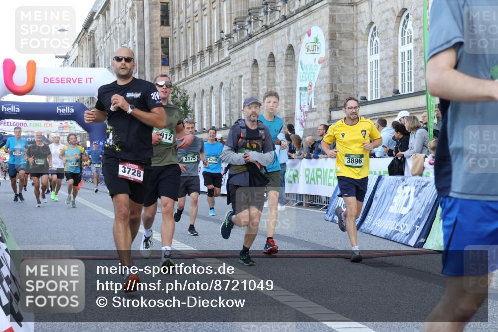 07.09.2025 - BARMER Alsterlauf Strokosch-Dieckow http://msf.ph/oto/8721049 07.09.2025 09:50:50 Ziel 2122, 2794, 2912, 2985, 3037, 3158, 3175, 3195, 3320, 3728, 3858, 3896, 4160, 5425, 5441, 5470, 5565, 5579, 5642, 6252, 8043, 8249, 8250 meine-sportfotos.de