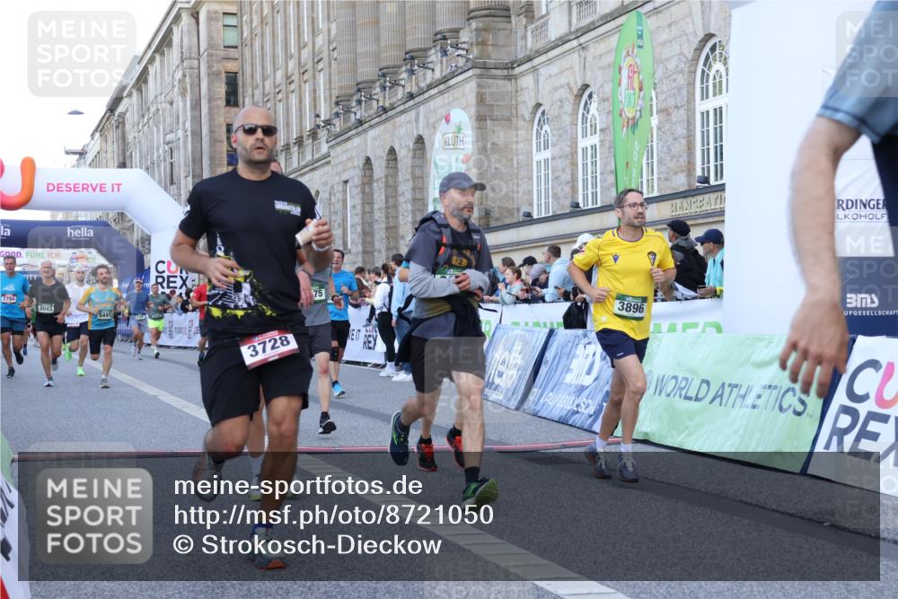 07.09.2025 - BARMER Alsterlauf Strokosch-Dieckow http://msf.ph/oto/8721050 07.09.2025 09:50:51 Ziel 2122, 2794, 2912, 2985, 3037, 3158, 3175, 3195, 3320, 3728, 3858, 3896, 4160, 4164, 4336, 5425, 5441, 5565, 5579, 5642, 6252, 8043, 8249, 8250 meine-sportfotos.de